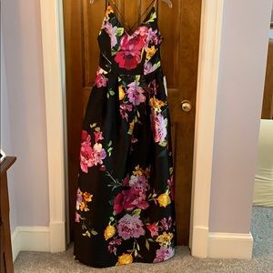 NWT Juniors Floral PROM Gown POCKETS Size 13